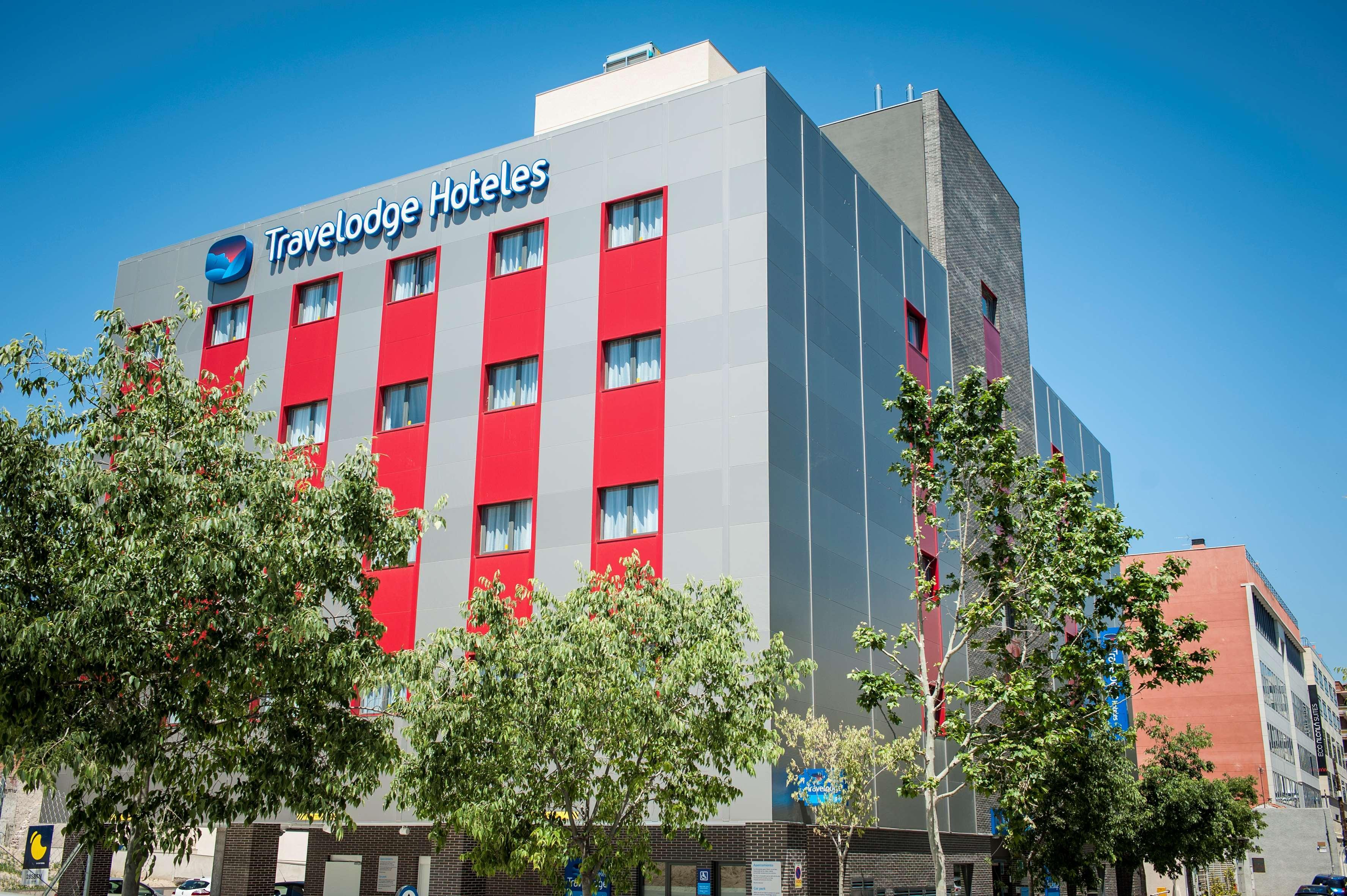 Travelodge Madrid Metropolitano Экстерьер фото