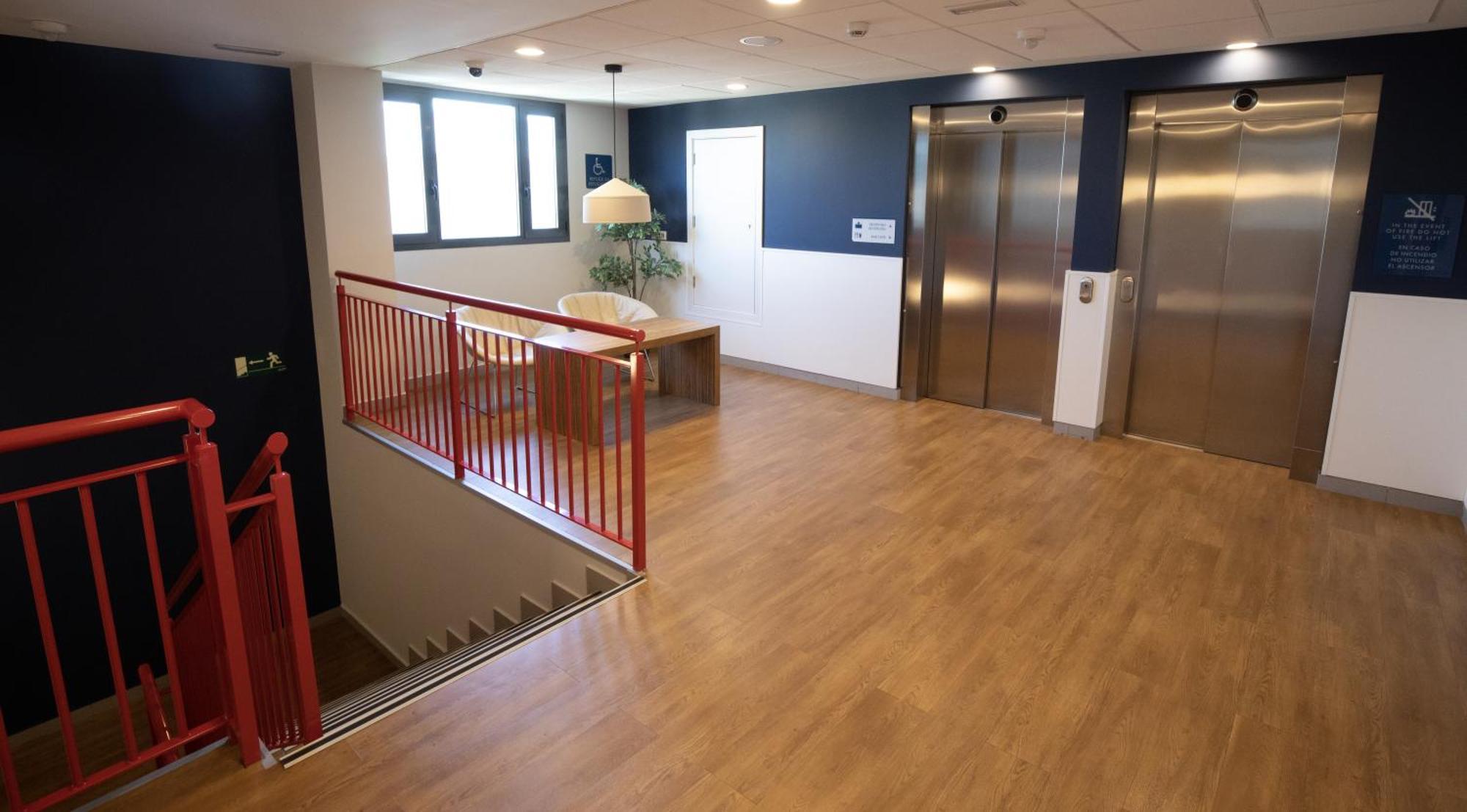 Travelodge Madrid Metropolitano Экстерьер фото