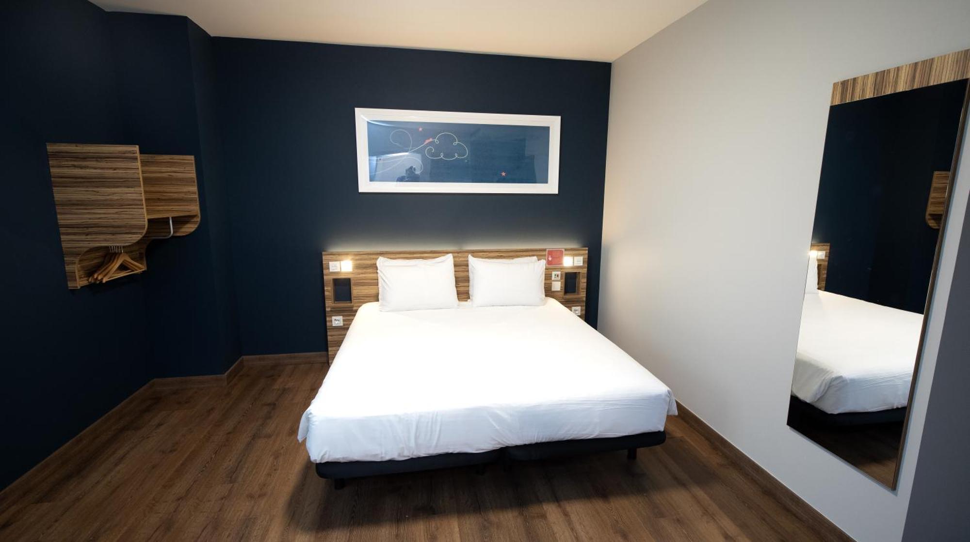 Travelodge Madrid Metropolitano Номер фото