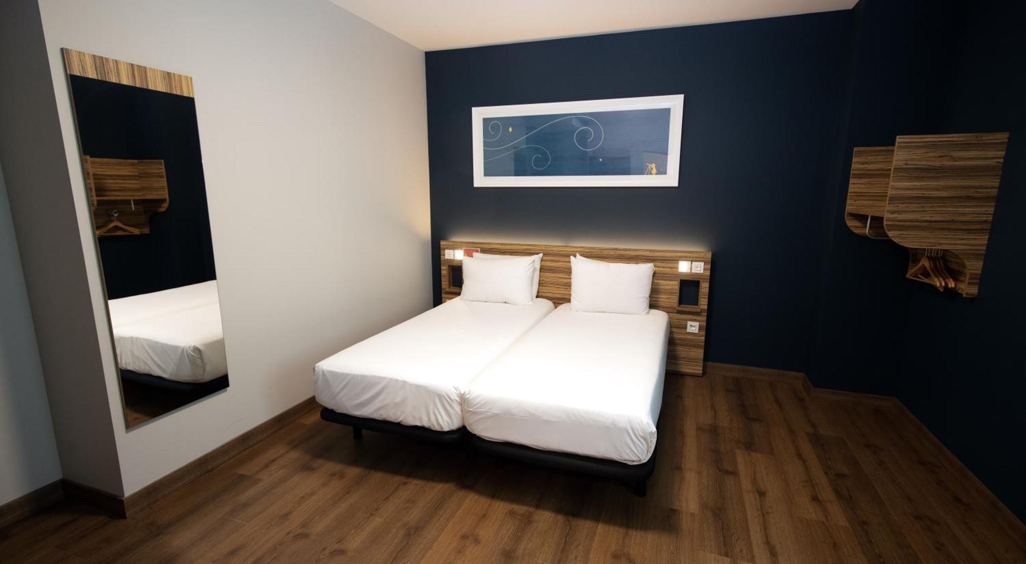 Travelodge Madrid Metropolitano Номер фото