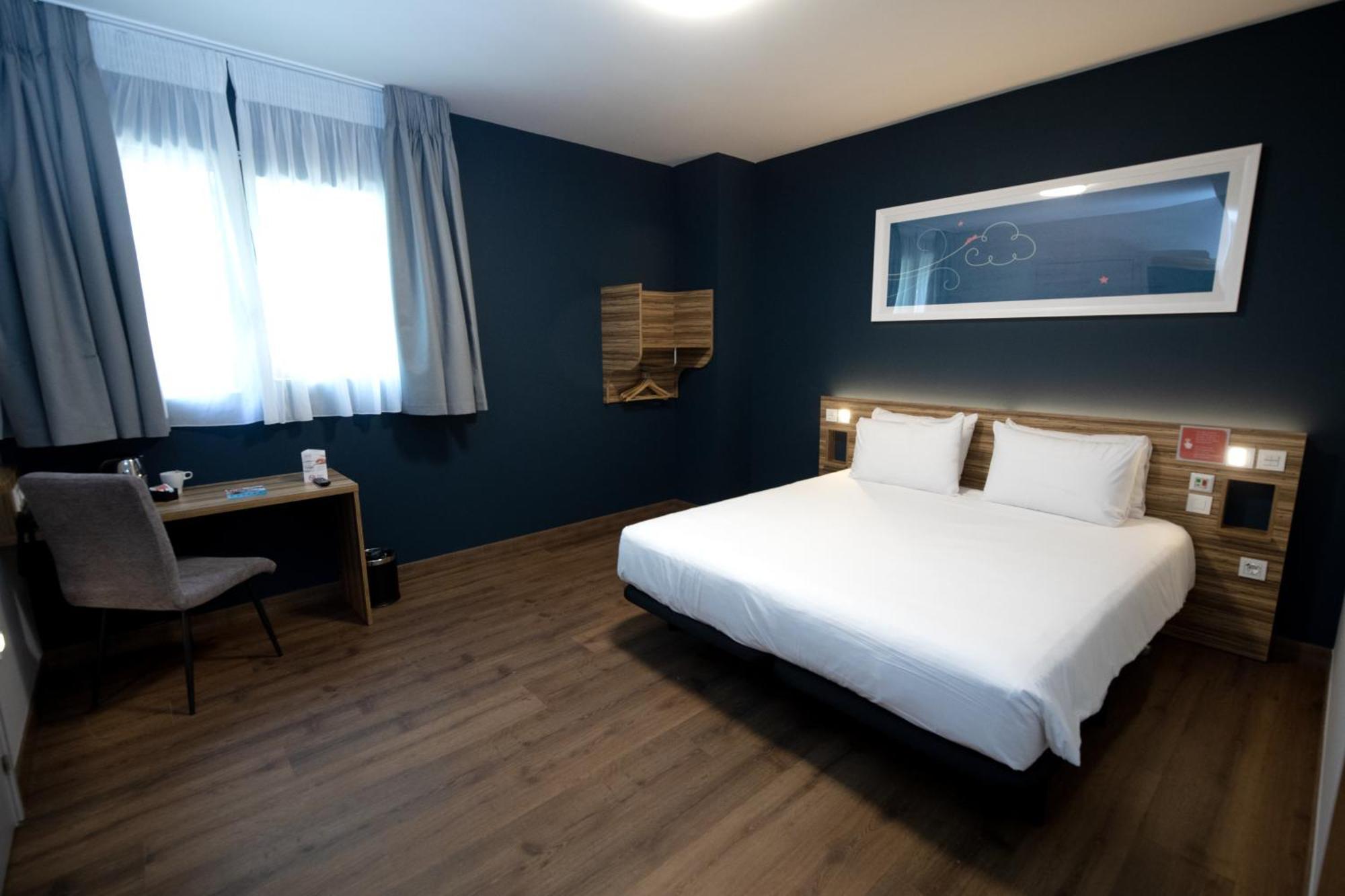 Travelodge Madrid Metropolitano Номер фото