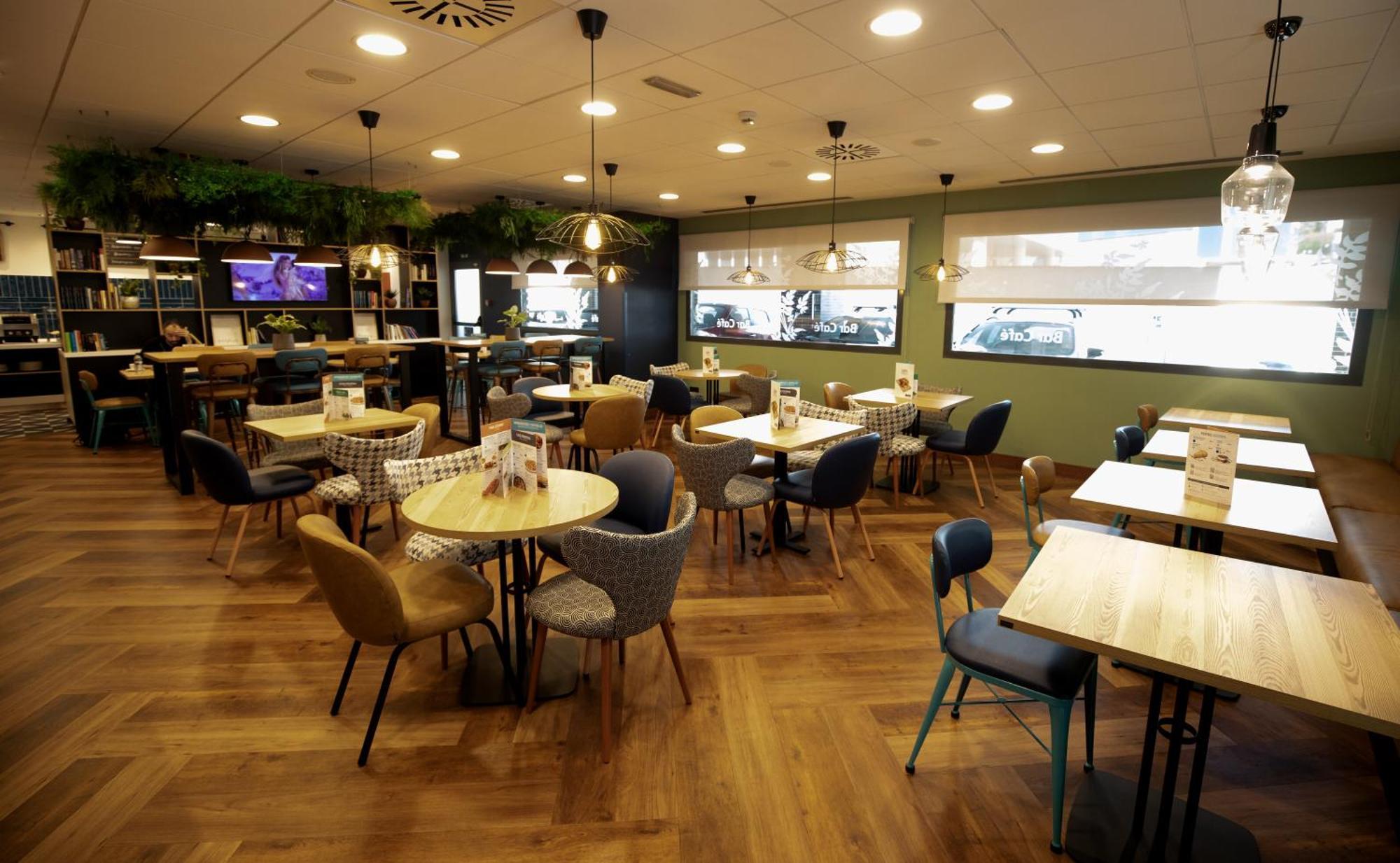 Travelodge Madrid Metropolitano Экстерьер фото