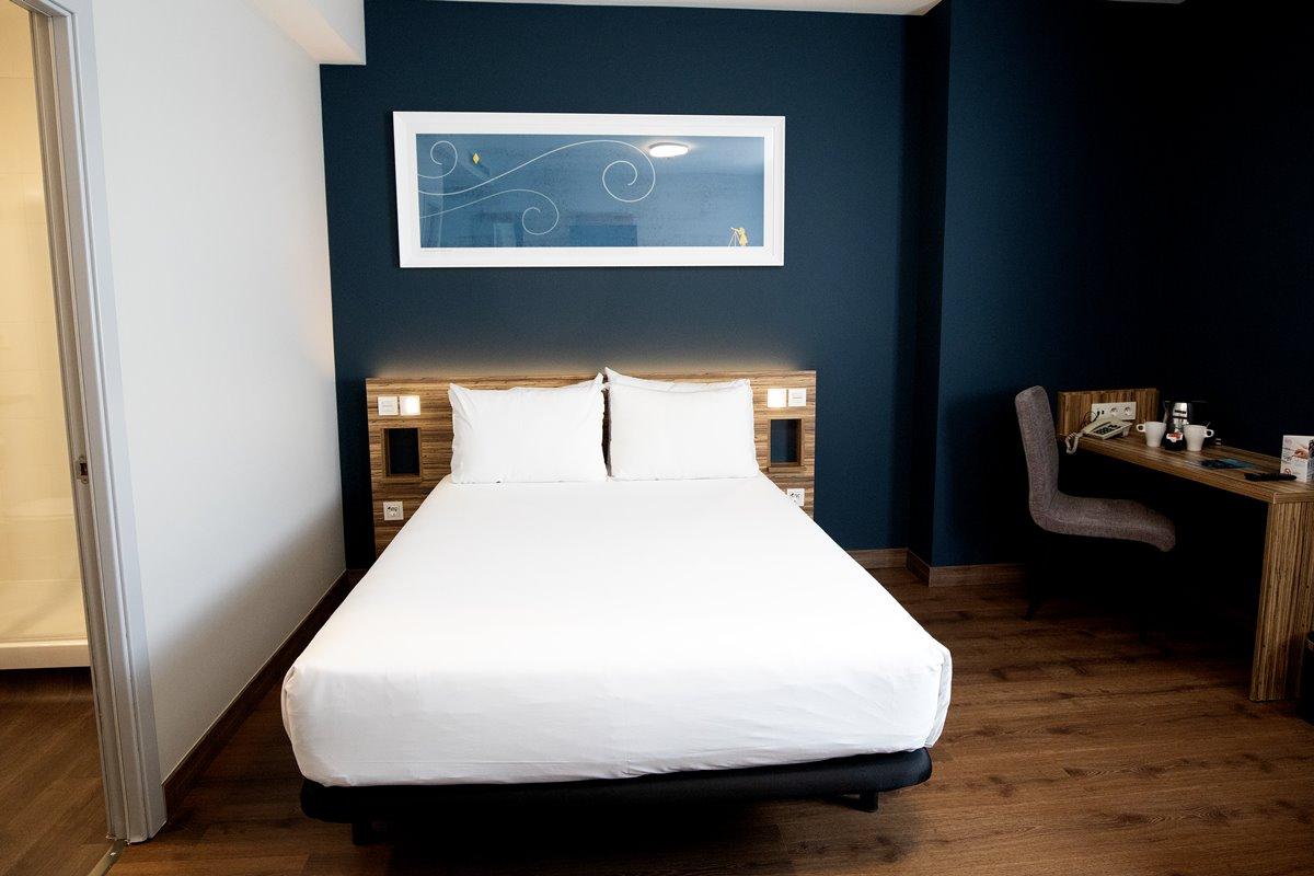 Travelodge Madrid Metropolitano Экстерьер фото